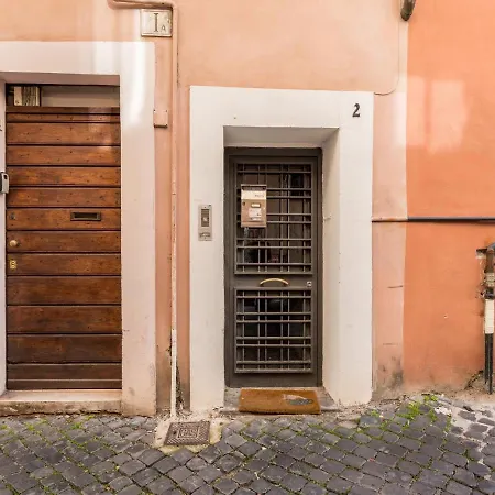 The Rent - Lovely One-bedroom In Trastevere District Apartment